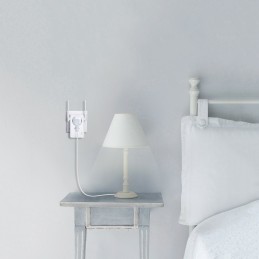 TP-LINK 300MBPS WI-FI RANGE EXTENDER WITH AC PASSTHROUGH
